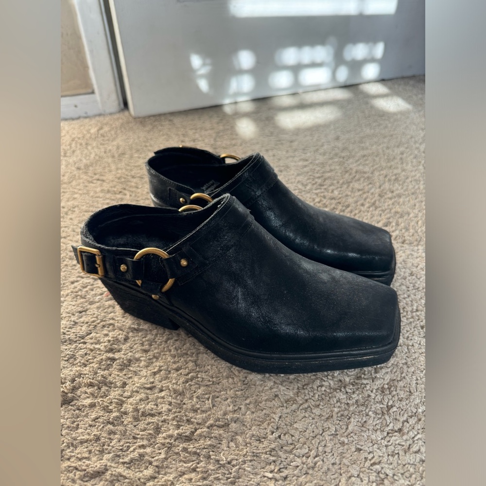 NWOT Jeffrey Campbell mule/booties